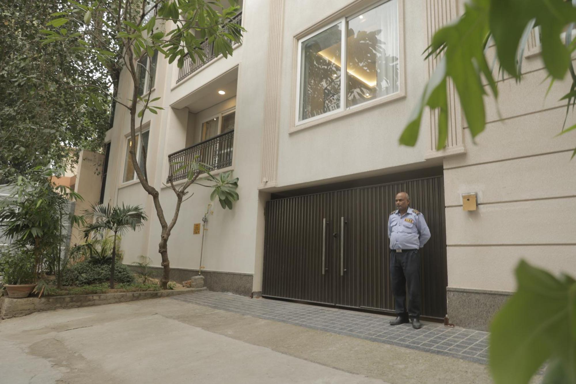 Under My Roof Superio Bed & Breakfast New Delhi Exterior photo